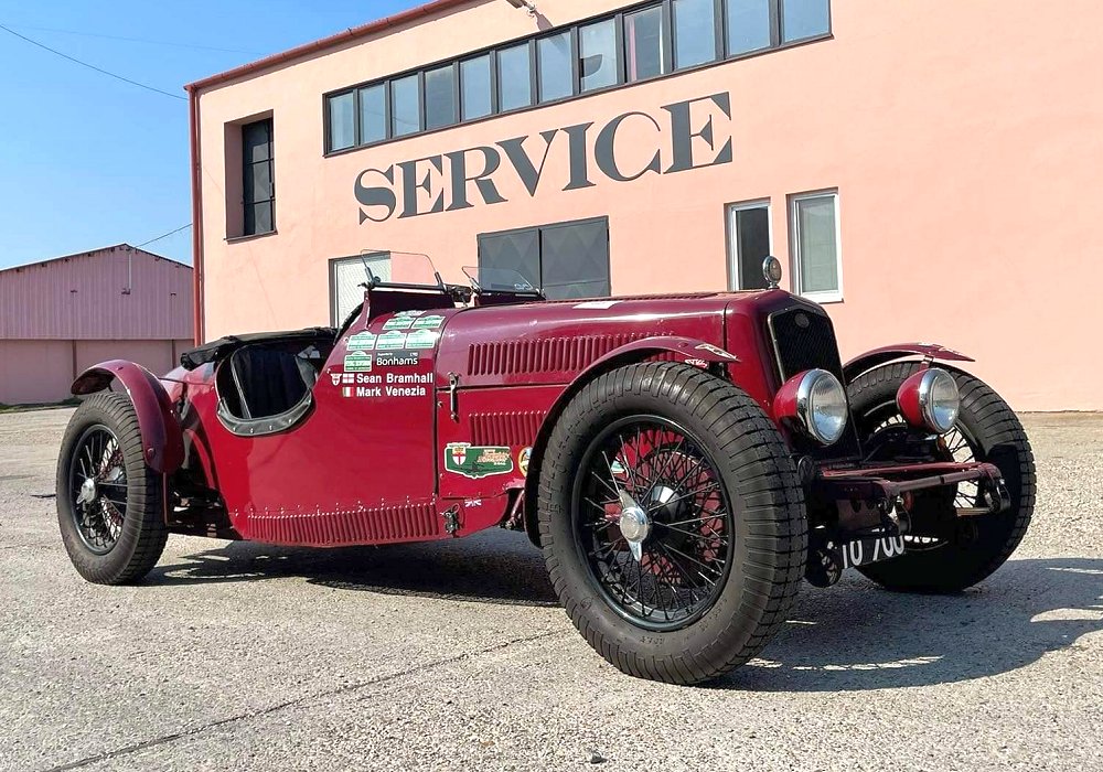 Triumph Gloria Supercharged Triumph Gloria Supercharged