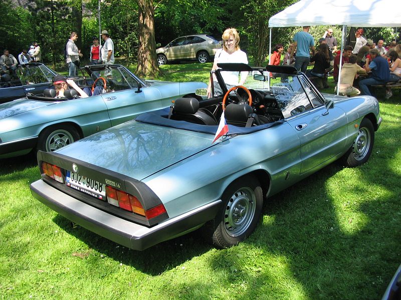 Alfa Romeo Spider 1.6