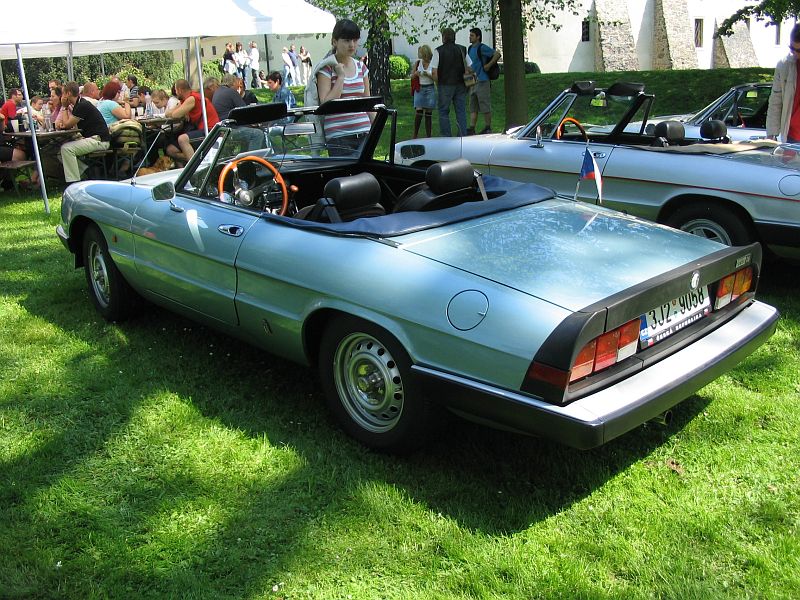 Alfa Romeo Spider 1.6