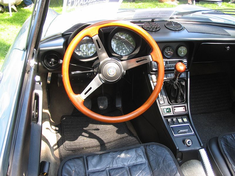 Alfa Romeo Spider 1.6