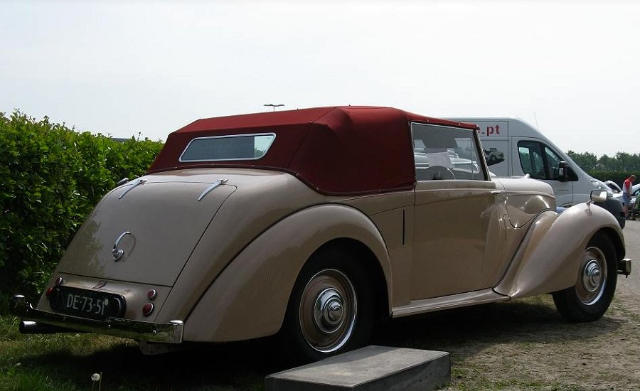 Armstrong Siddeley Huricane 16