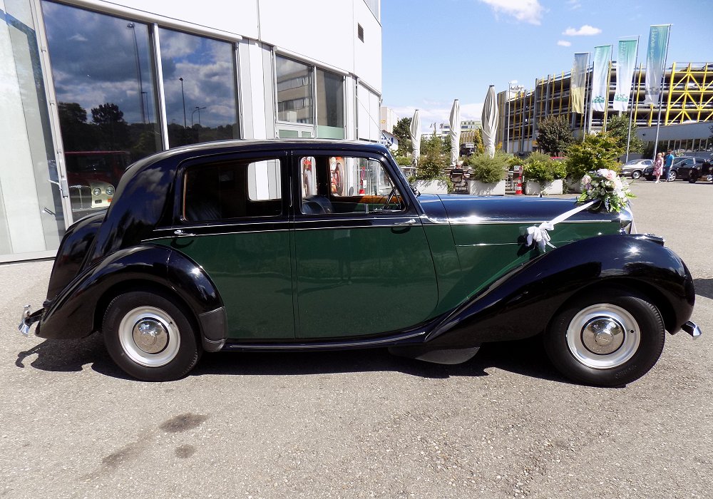 Bentley Mk VI Saloon