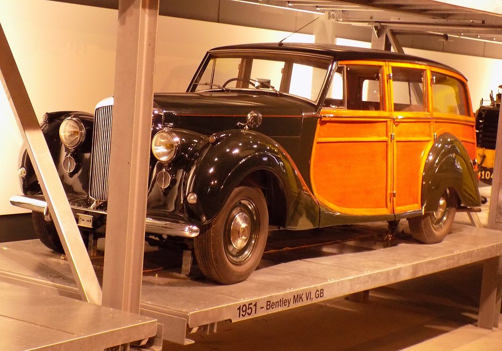 Bentley Mk VI Woody Wagon
