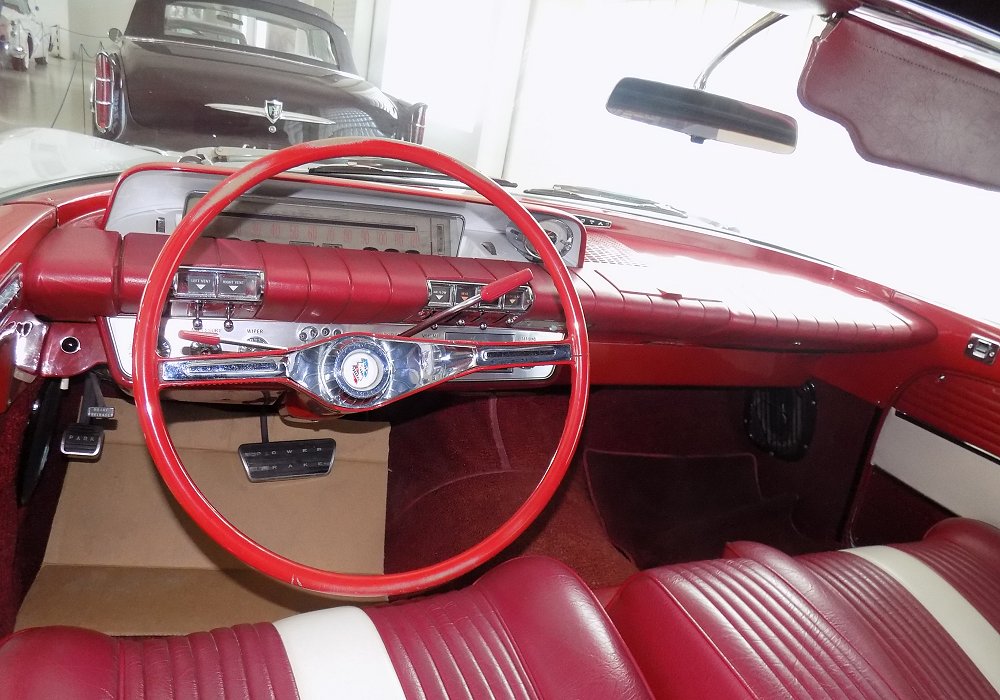 Buick Invicta Convertible