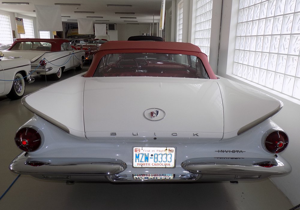Buick Invicta Convertible