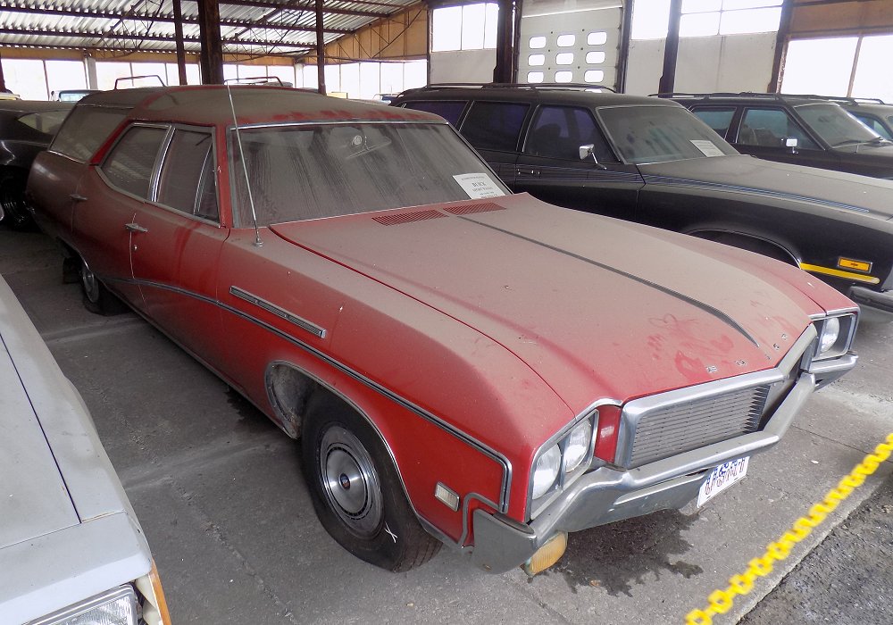 Buick Sport Wagon 350