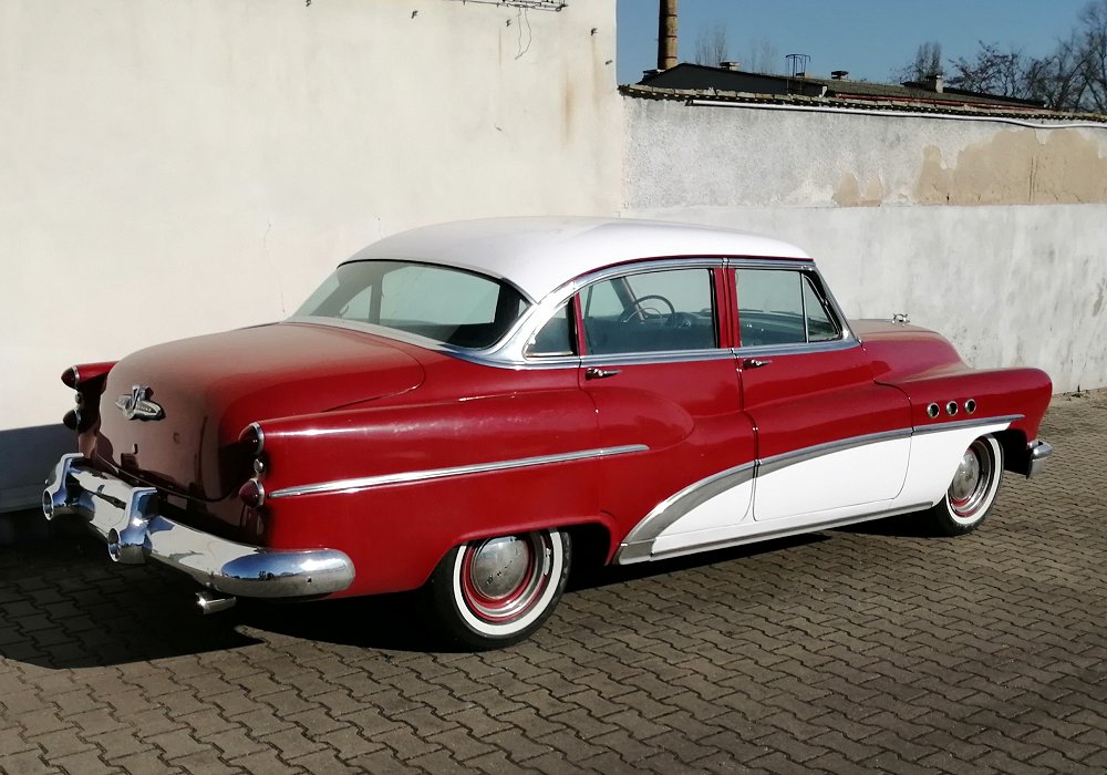 Buick Super Eight Sedan Model 52