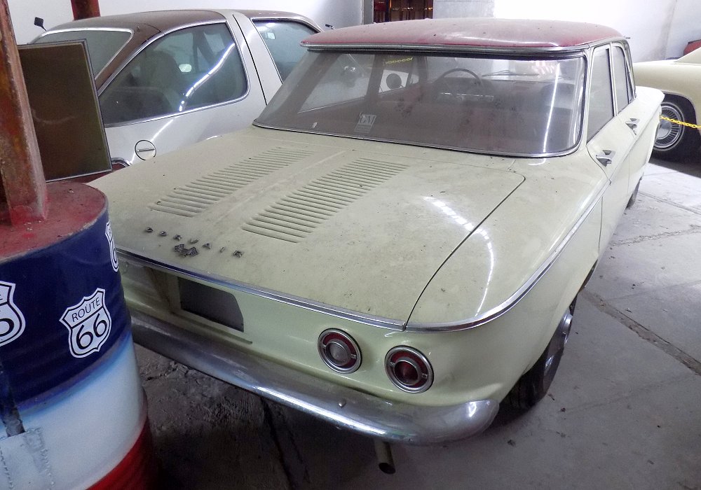 Chevrolet Corvair 700 Sedan