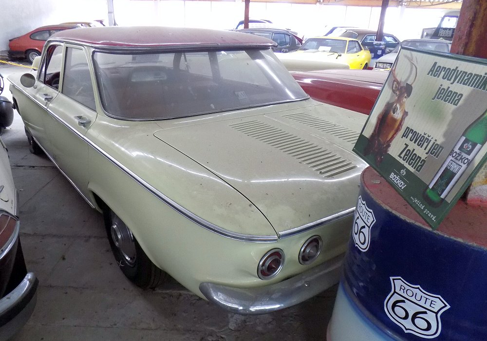 Chevrolet Corvair 700 Sedan
