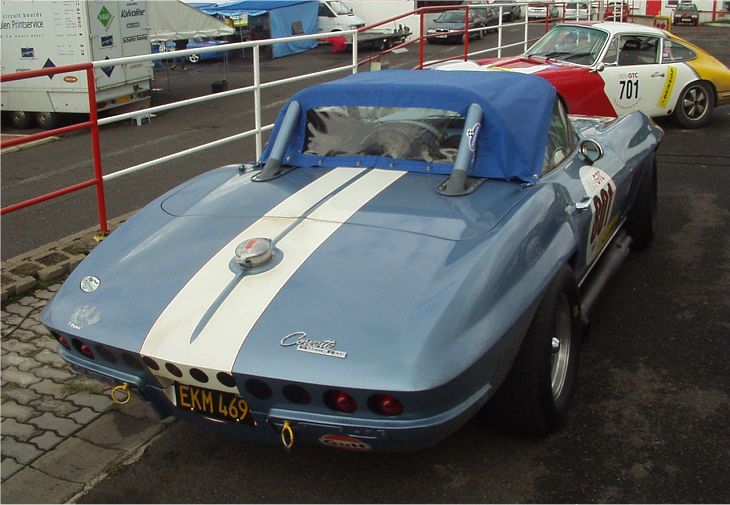 Chevrolet Corvette Sting Ray Convertible 375 HP