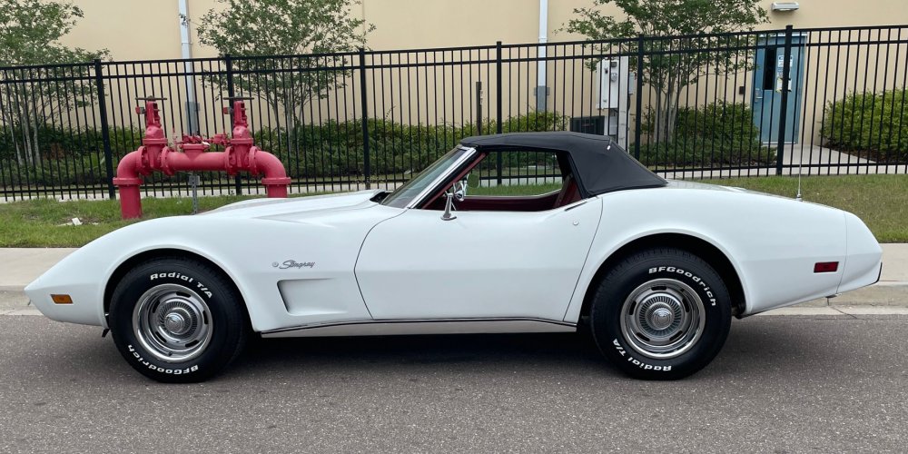 Chevrolet Corvette Stingray Convertible 350
