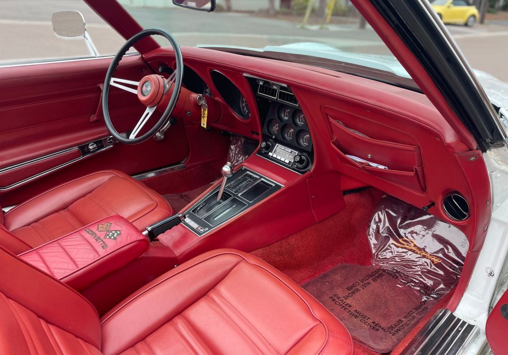 Chevrolet Corvette Stingray Convertible 350