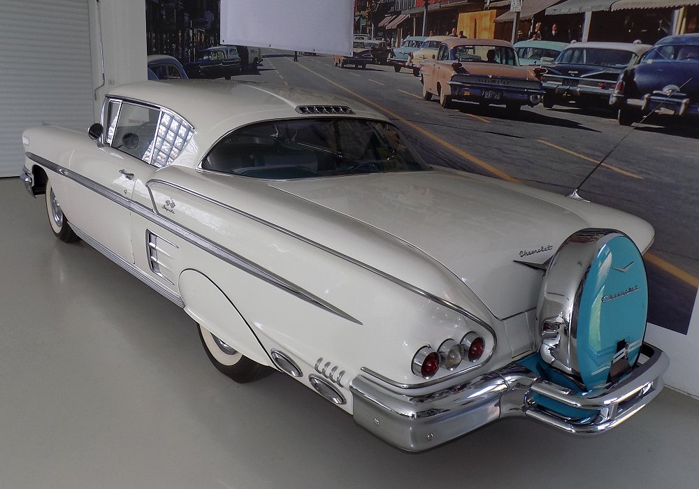 Chevrolet Impala Sport Coupe 230 HP