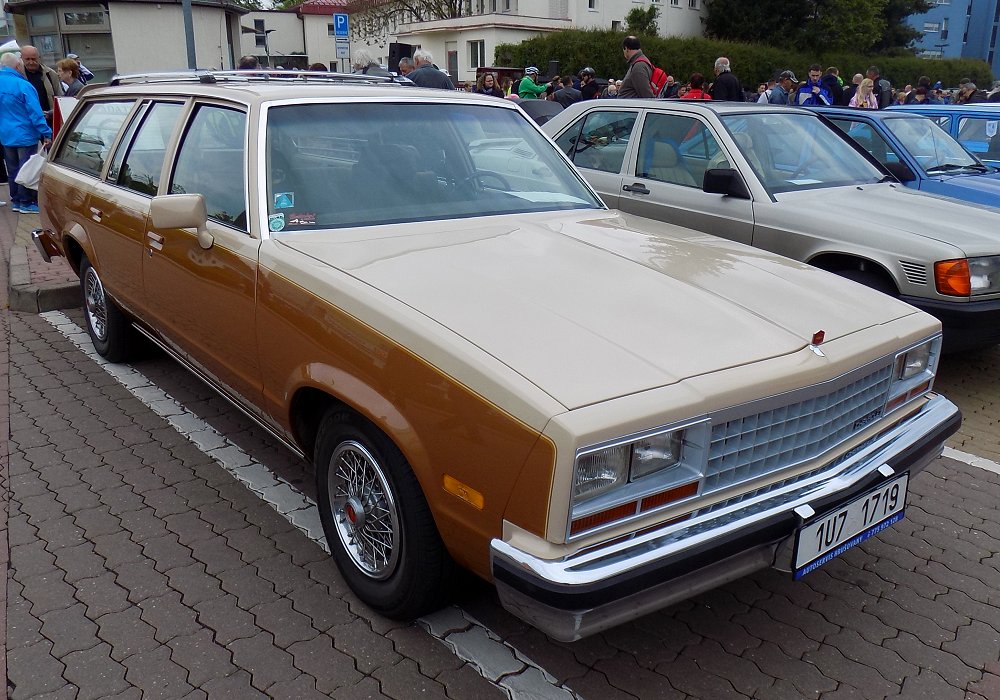 Chevrolet Malibu Classic Station Wagon 4.4