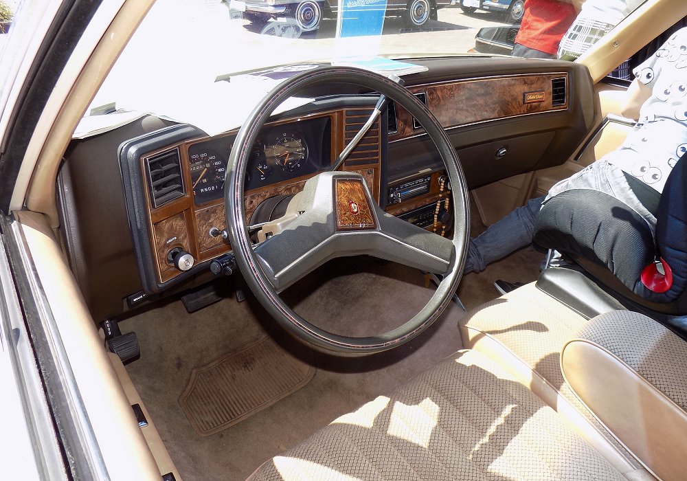 Chevrolet Malibu Classic Station Wagon 4.4