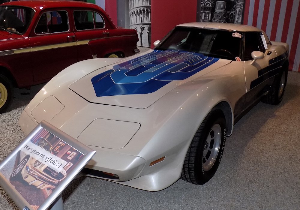 Chevrolet Corvette 225 HP