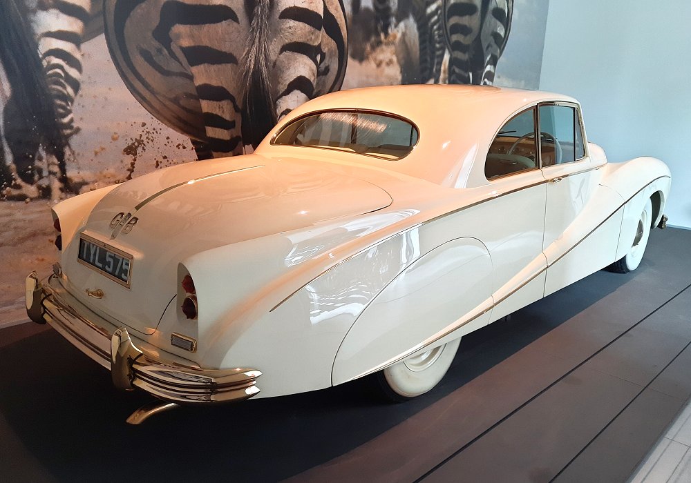 Daimler DK 400 Golden Zebra Coupé