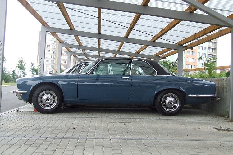 Daimler Sovereign 4.2 Litre Coupe MT