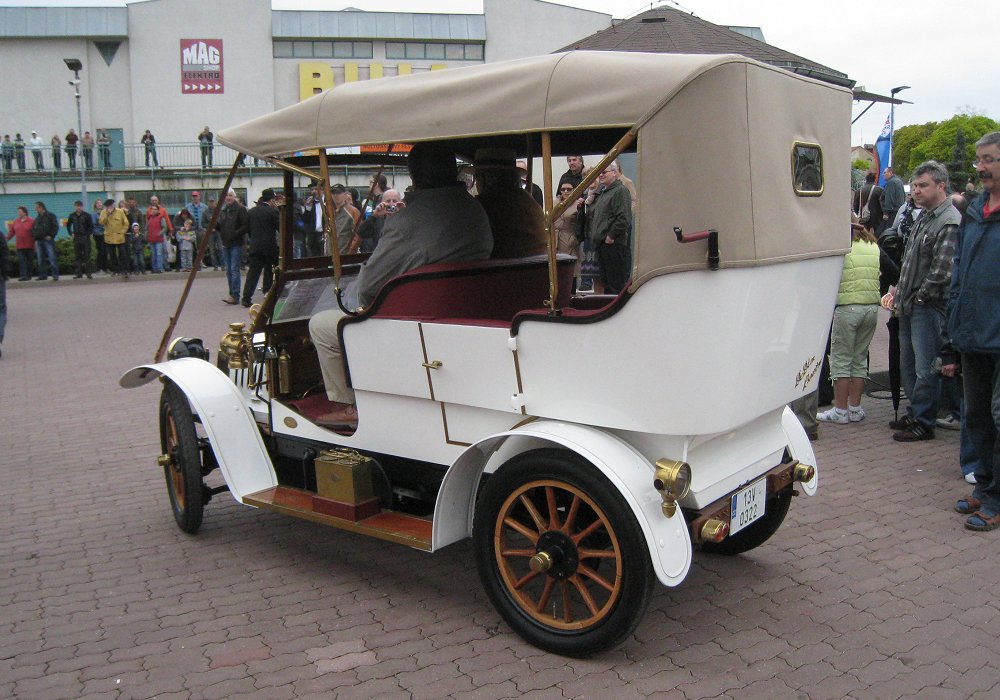 De Dion-Bouton BO 175