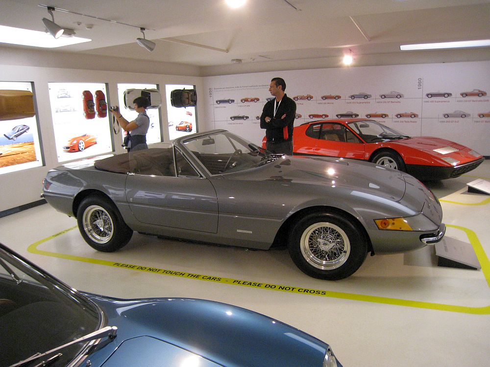Ferrari 365 GTS4