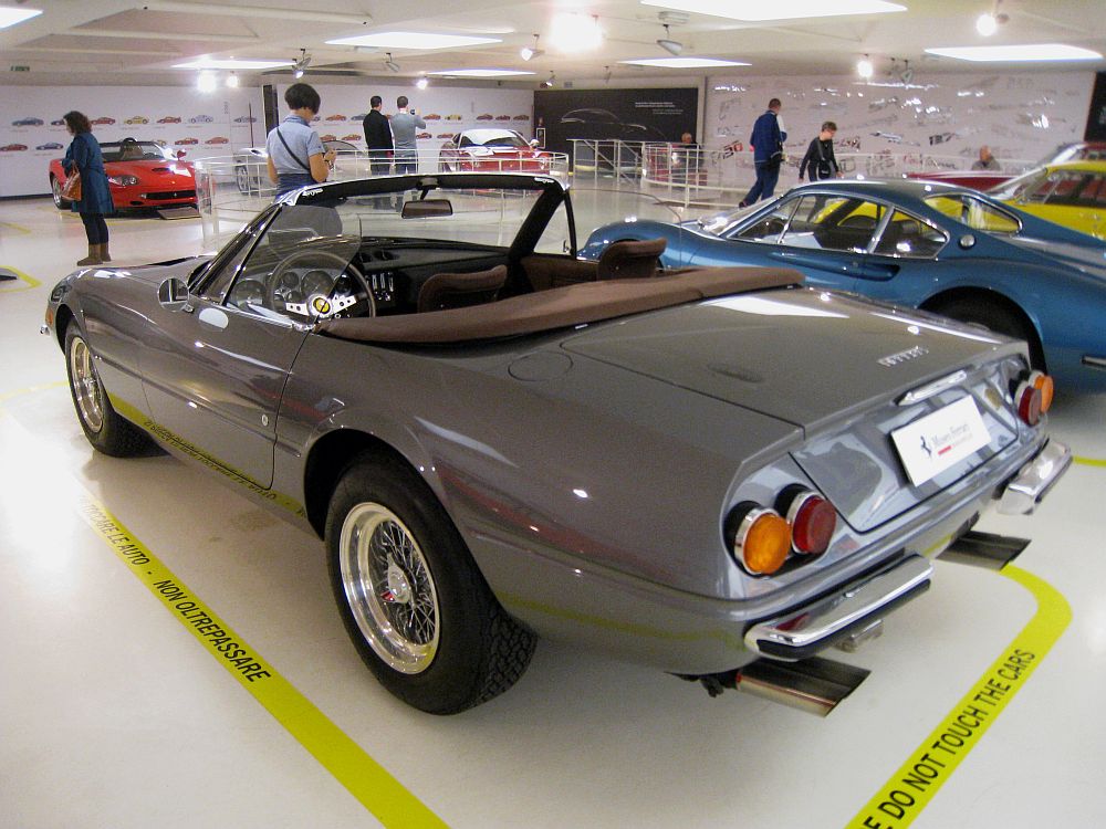 Ferrari 365 GTS4