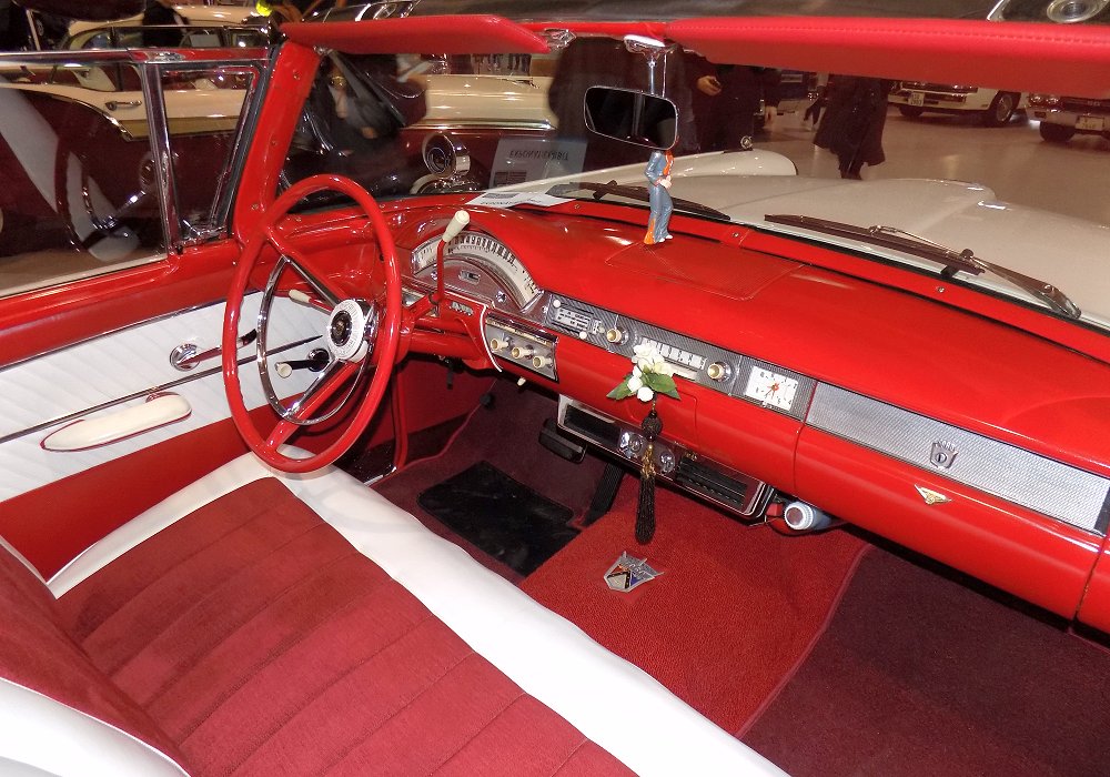 Ford Fairlane 500 Skyliner