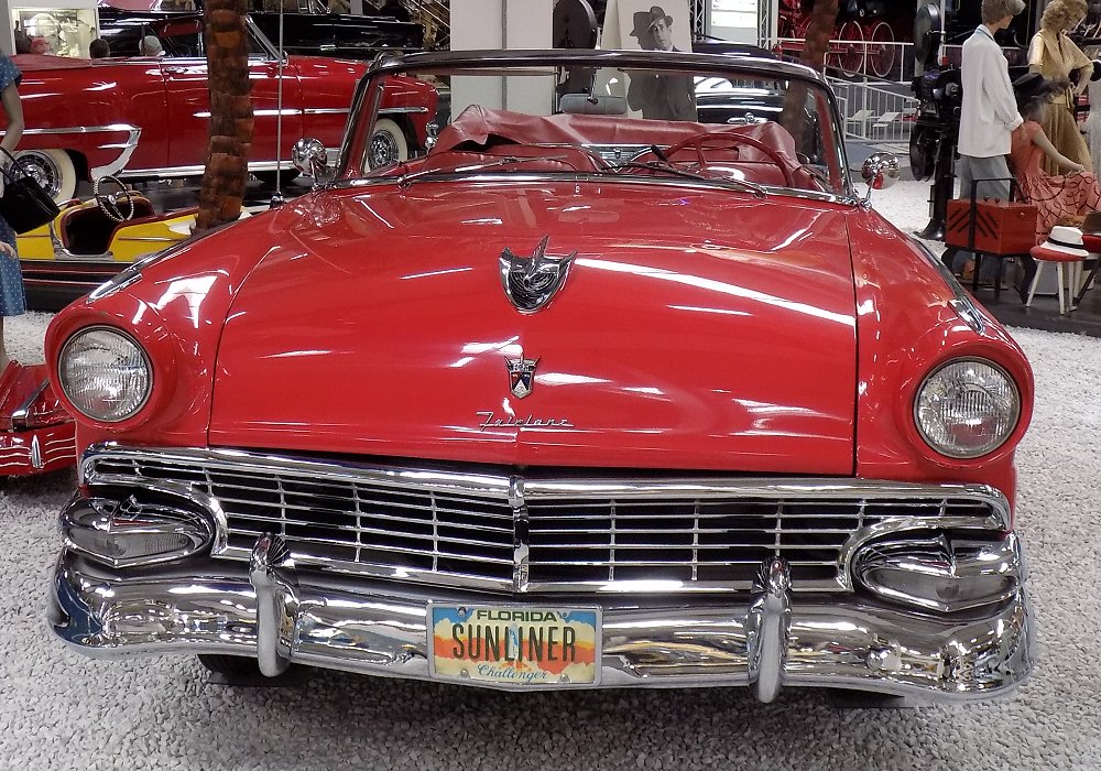 Ford Fairlane Sunliner