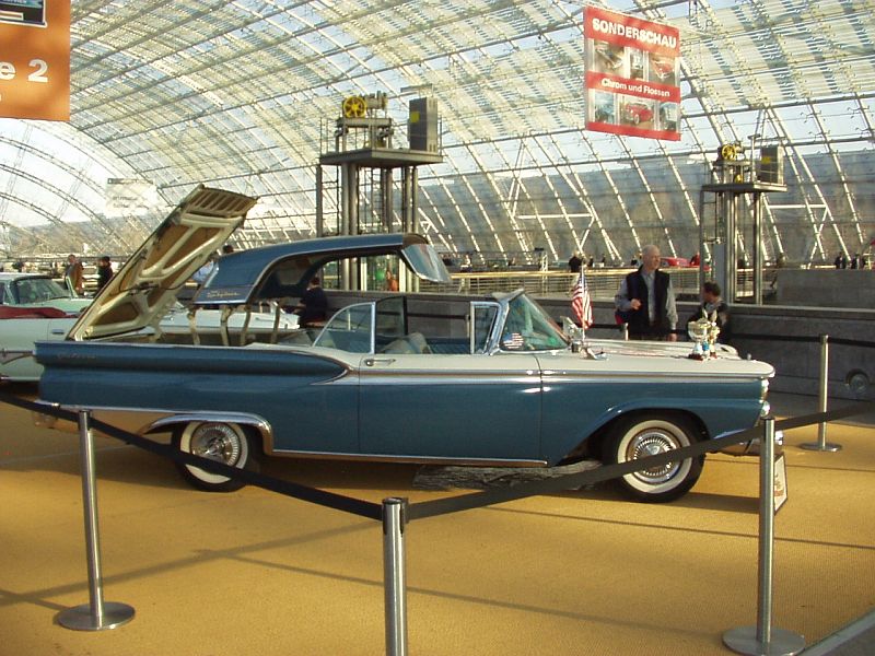 Ford Galaxie Skyliner 300 HP