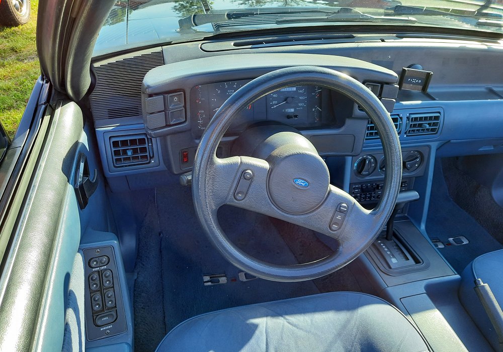 Ford Mustang LX Convertible 5.0