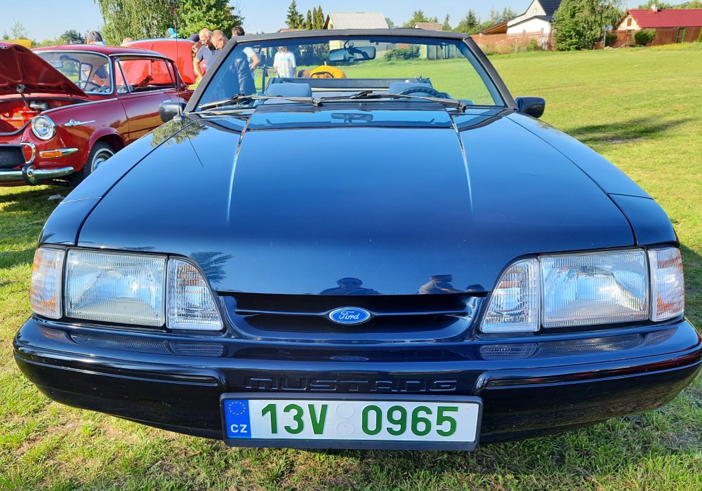 Ford Mustang LX Convertible 5.0