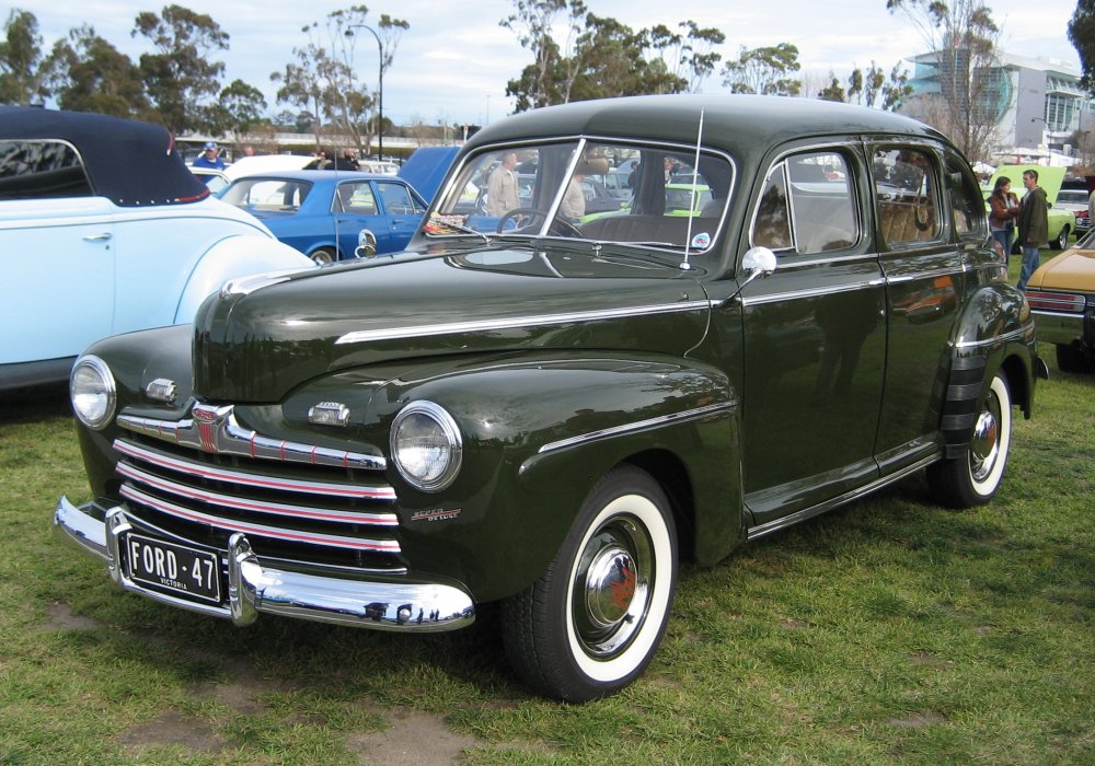 Ford Super DeLuxe Sedan V8 Ford Super DeLuxe Sedan V8