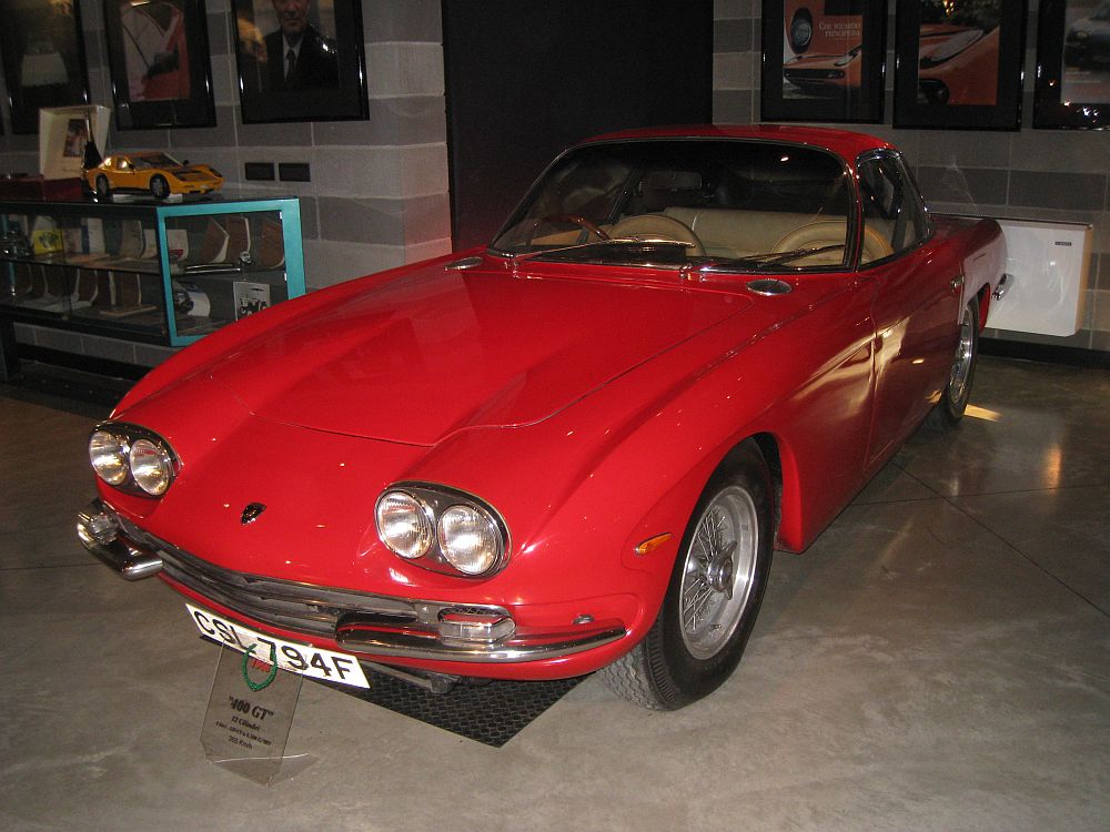 Lamborghini 400 GT 2+2