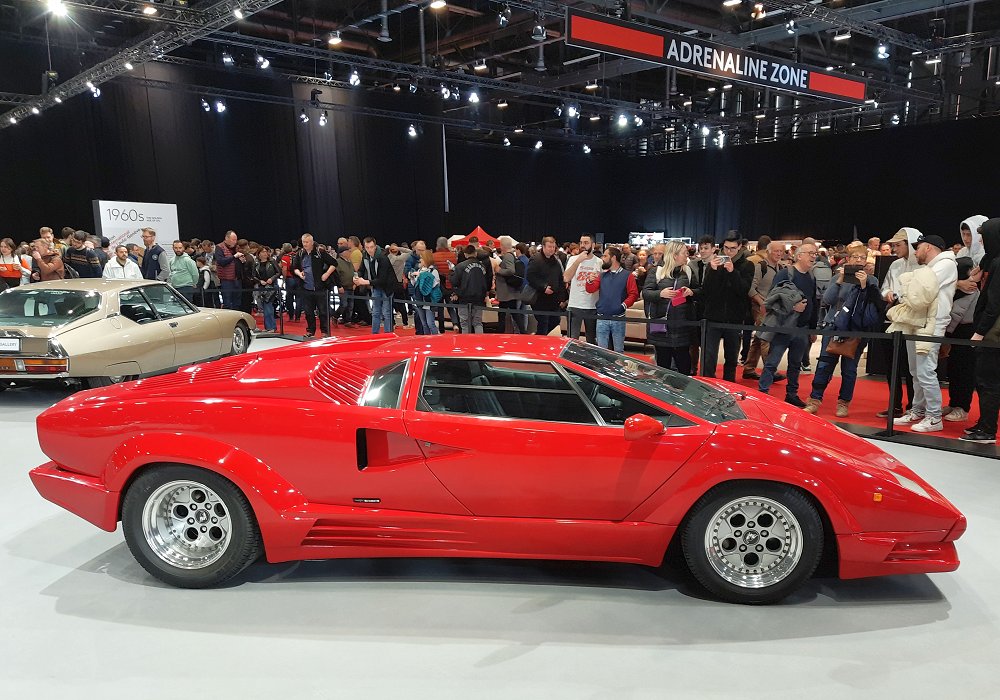 Lamborghini Countach 25th Anniversary