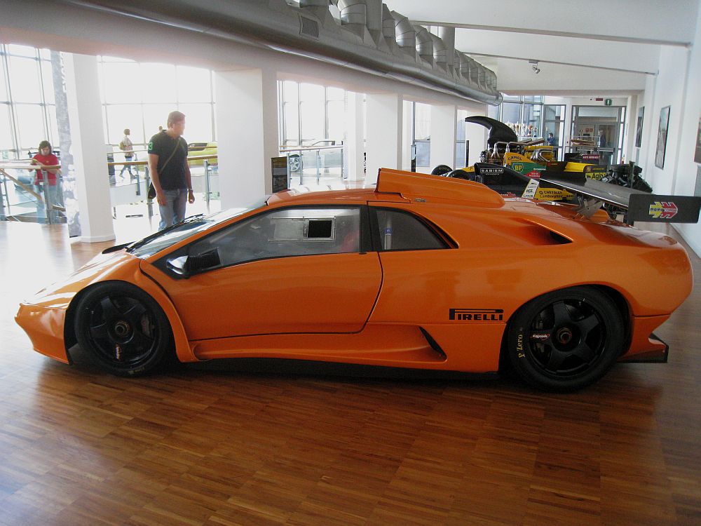 Lamborghini Diablo GT2