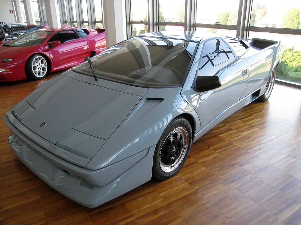 Lamborghini P132