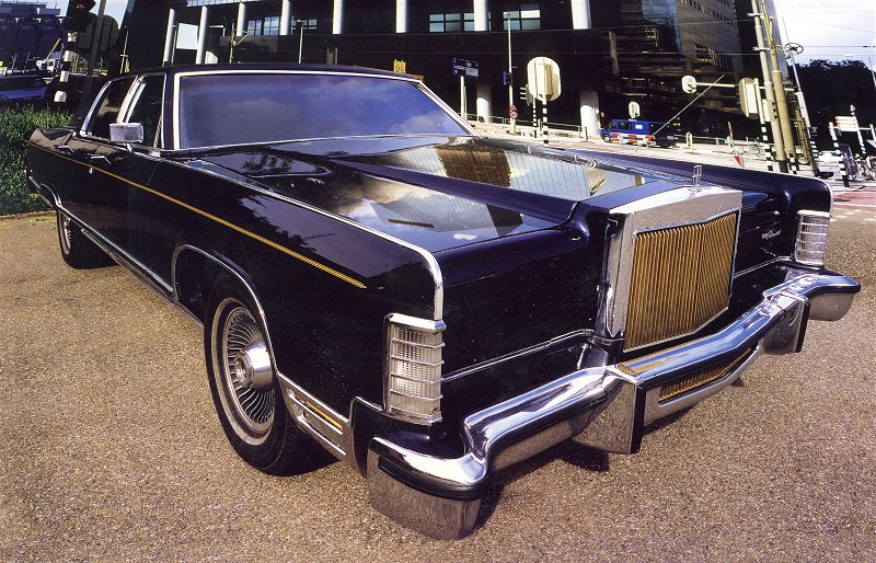 Lincoln Continental Town Car