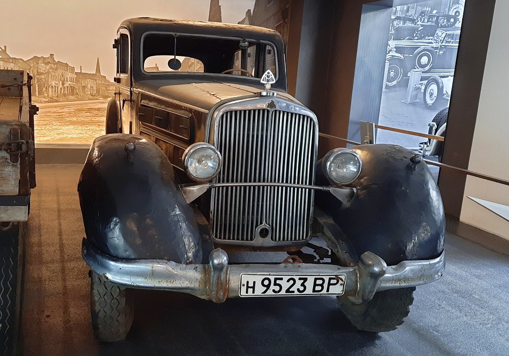 Maybach DS 8 Zeppelin Pullman-Limousine Spohn Maybach DS 8 Zeppelin Pullman-Limousine Spohn