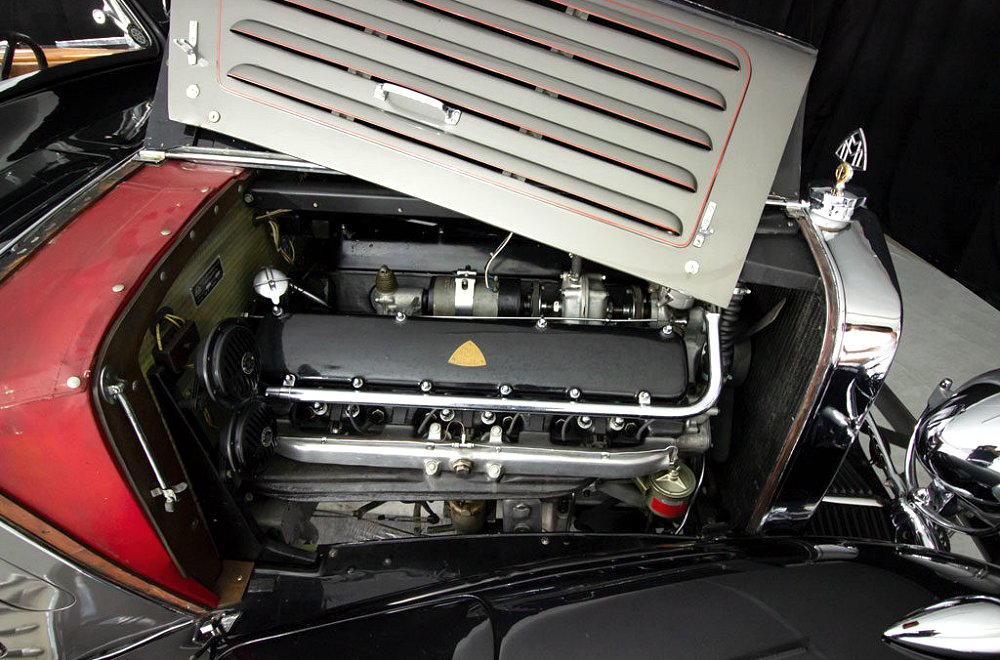 Maybach DS 8 Zeppelin Cabriolet