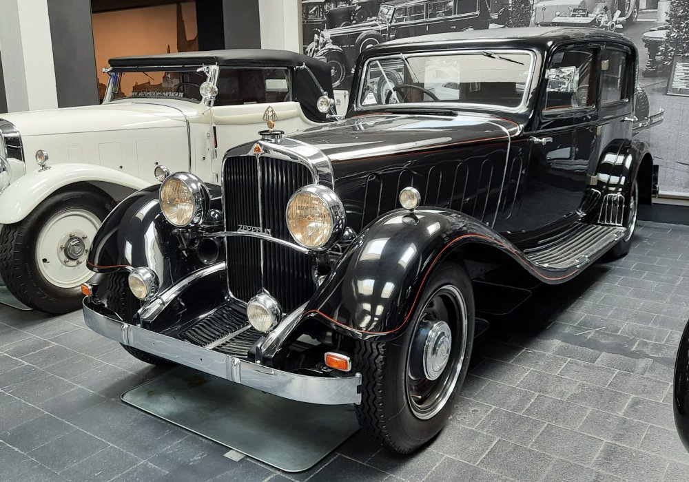 Maybach DS 8 Zeppelin Limousine Spohn