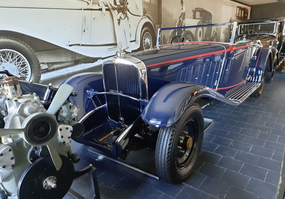 Maybach DS 8 Zeppelin Sport Cabriolet Maybach DS 8 Zeppelin Sport Cabriolet