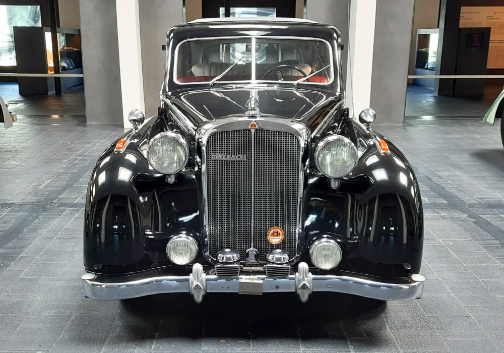 Maybach SW 42 Pullman-Limousine Spohn