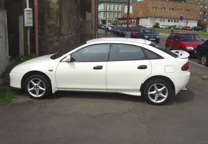 Mazda 323 F 1.5