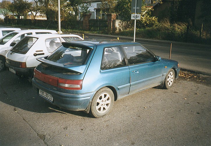 Mazda 323 GLX 4 WD