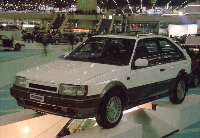 Mazda 323 GT Turbo 4WD Mazda 323 GT Turbo 4WD