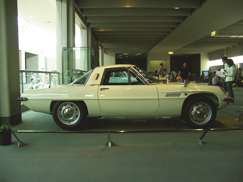 Mazda Cosmo Sport L10B Mazda Cosmo Sport L10B