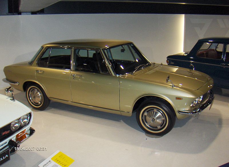 Mazda Luce 1500 Sedan Mazda Luce 1500 Sedan