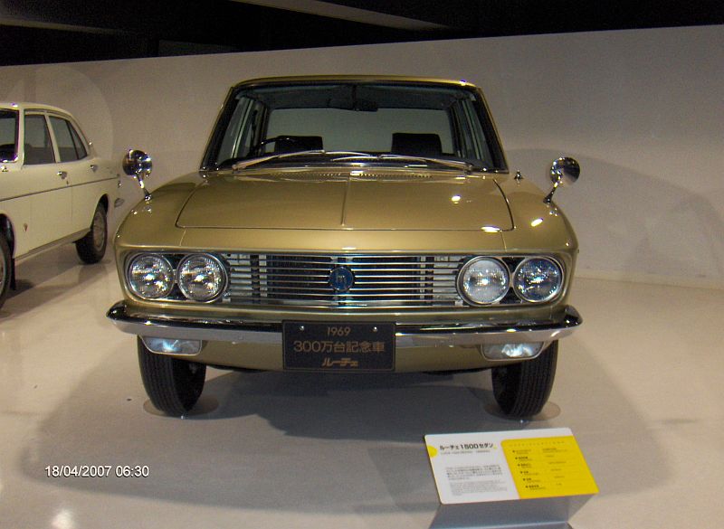 Mazda Luce 1500 Sedan