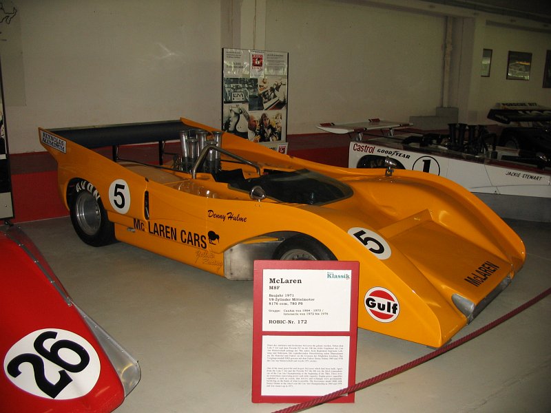 McLaren M8F