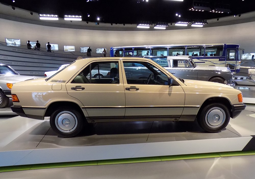 Mercedes-Benz 190 E