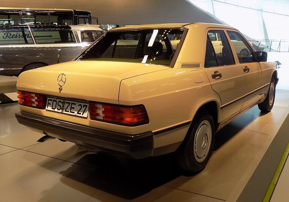 Mercedes-Benz 190 E